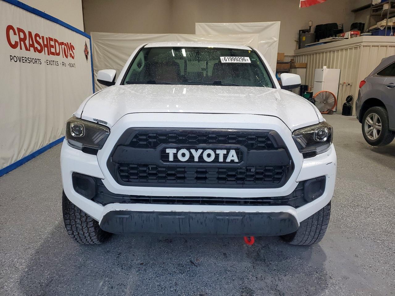 2017 Toyota Tacoma Sr - Image 5
