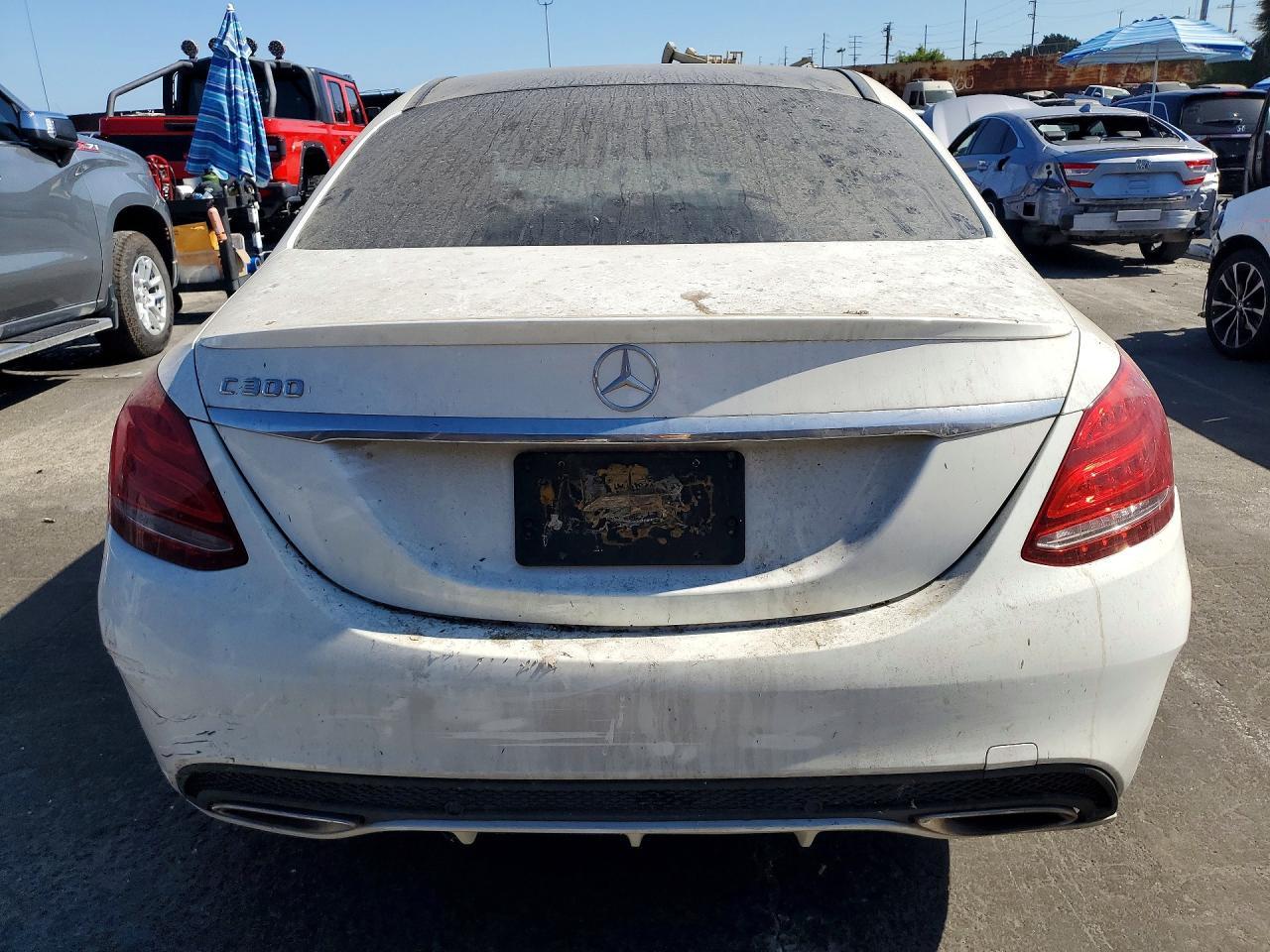 2016 Mercedes-Benz C 300 - Фото 6