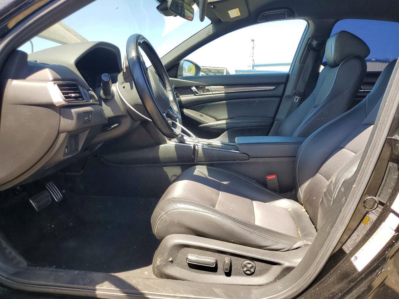 2021 Honda Accord Sport - Image 7