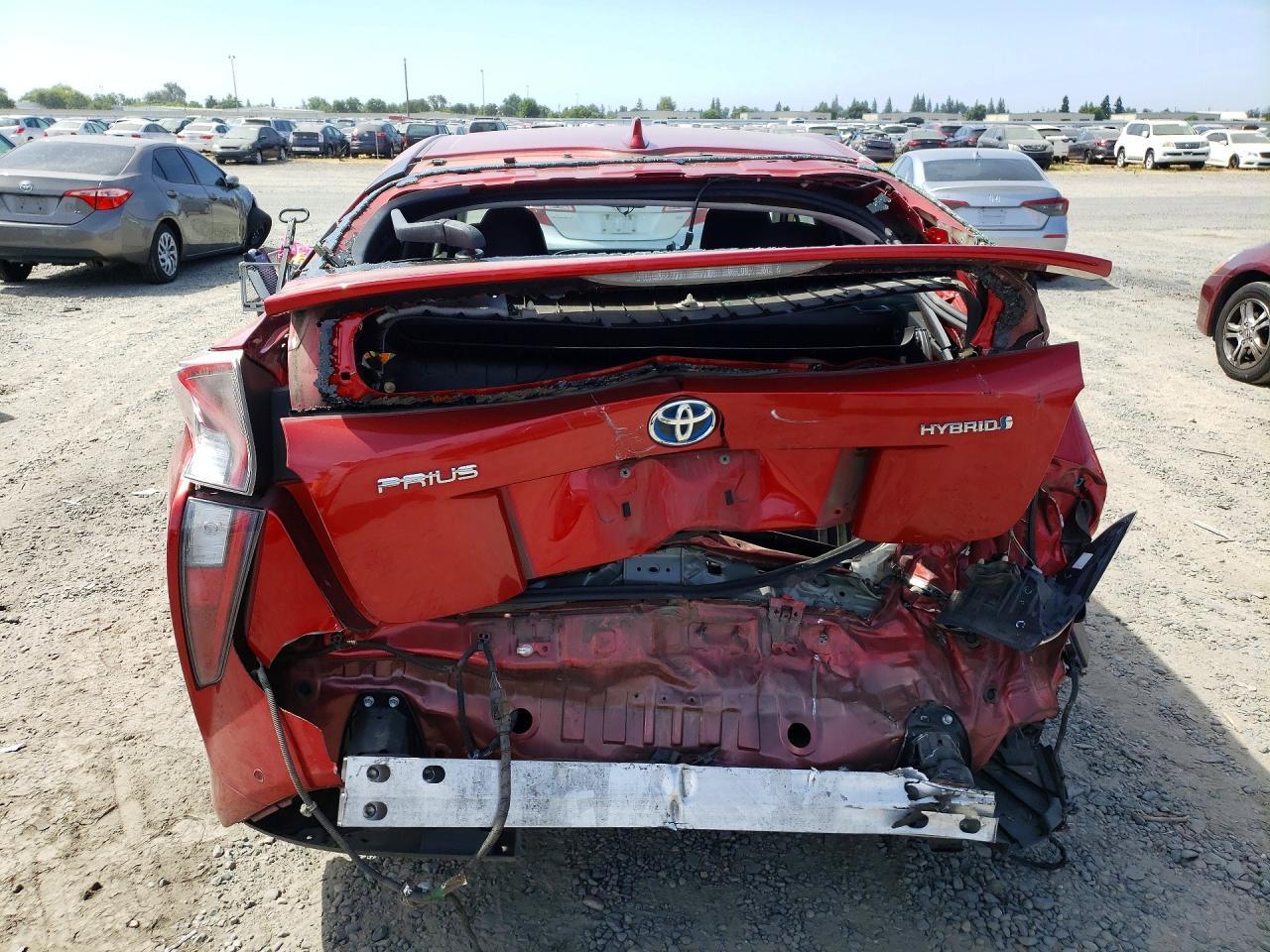 2017 Toyota Prius Two - Фото 6