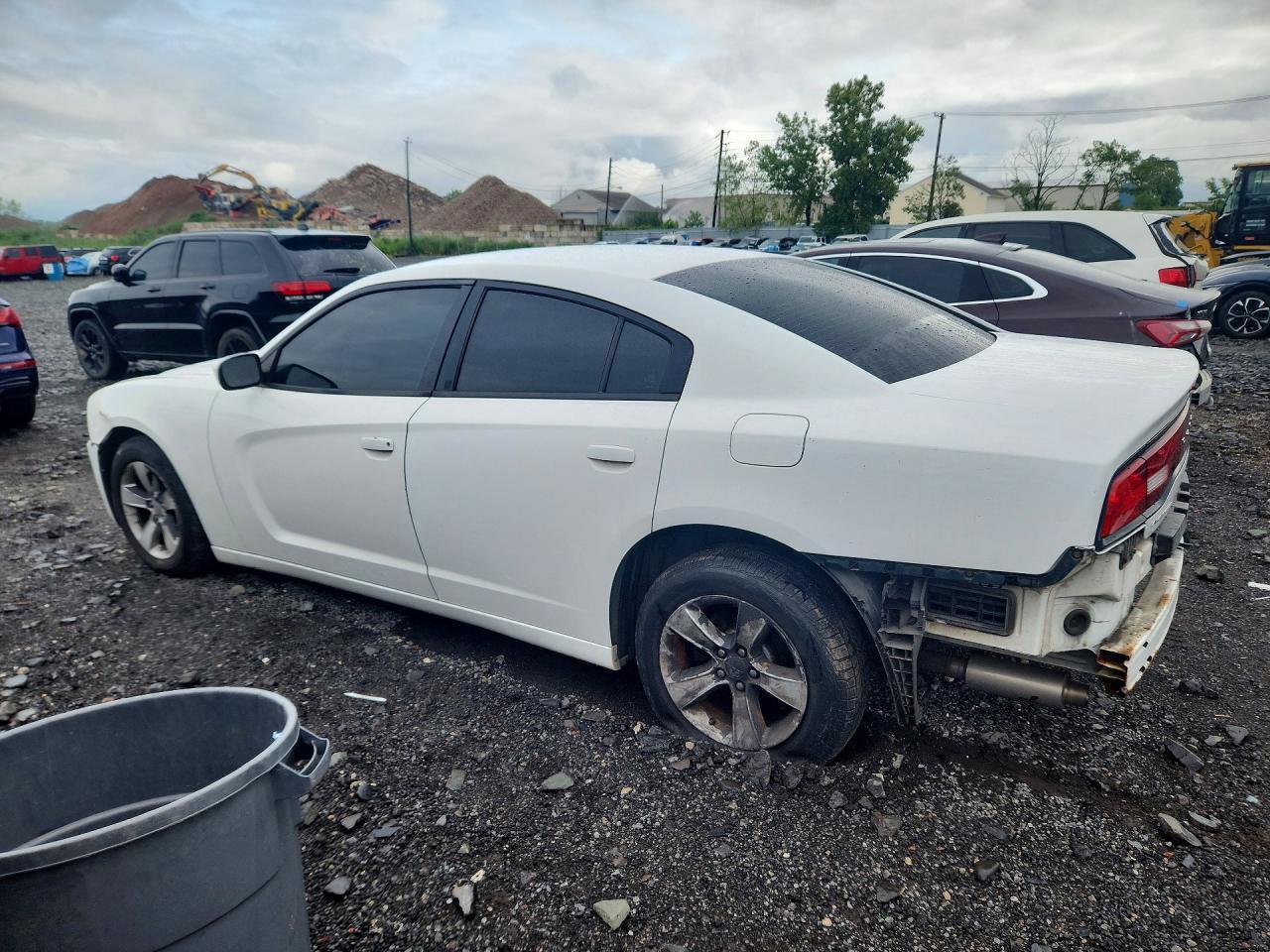 2011 Dodge Charger - Фото 2