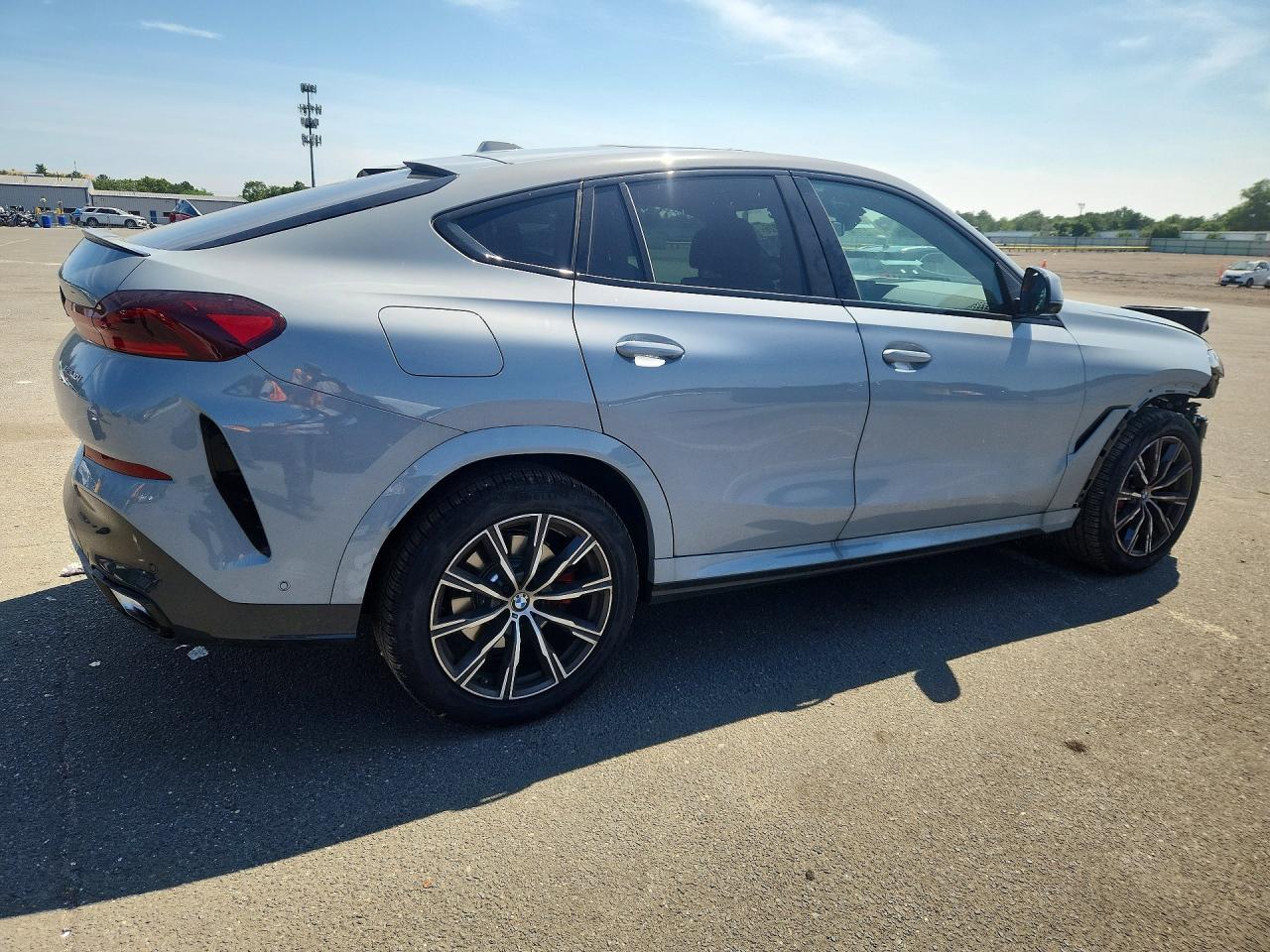 2026 BMW X6 xDrive40I - Фото 3