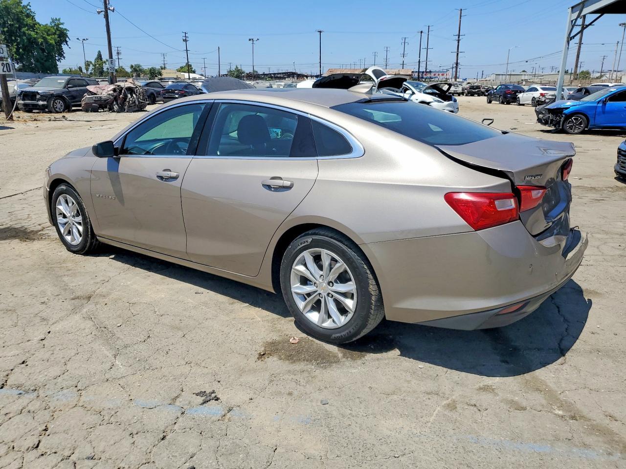 2024 Chevrolet Malibu Lt - Фото 2