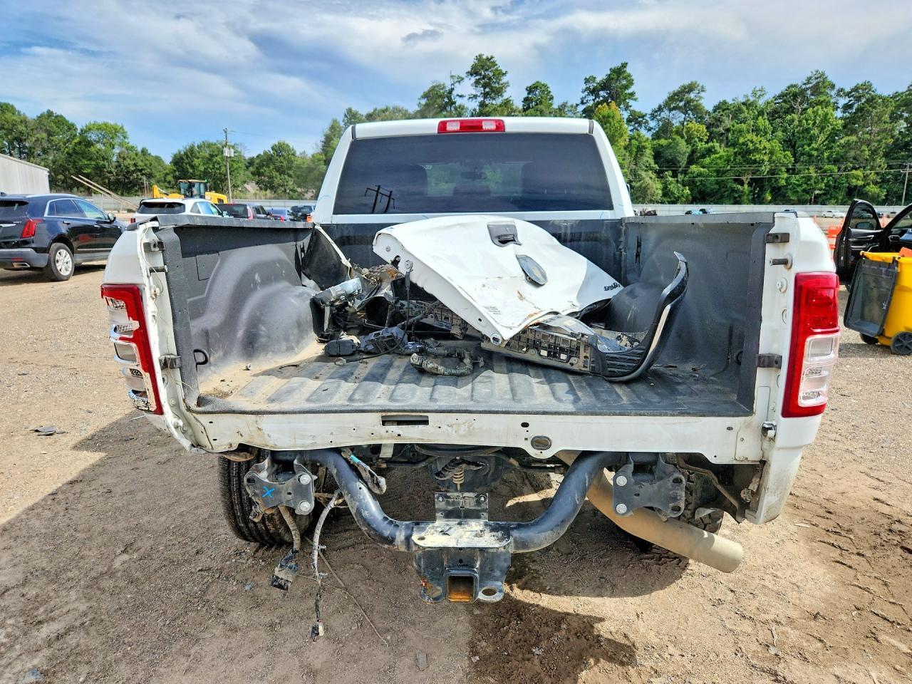 2023 Ram 2500 Tradesman - Фото 6