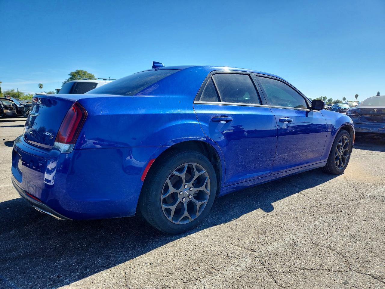 2019 Chrysler 300 S - Фото 3
