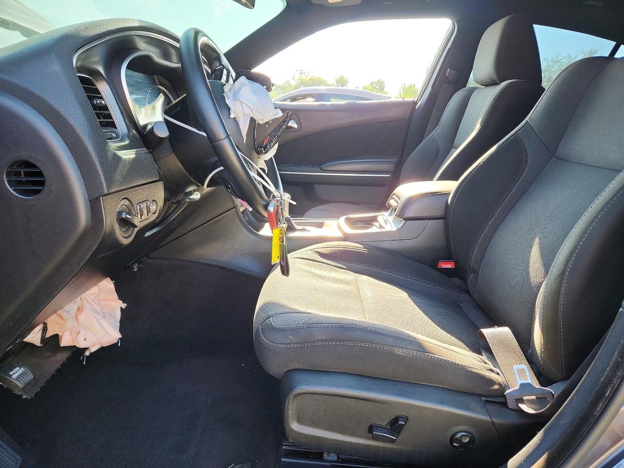 2016 Dodge Charger R/T - Image 7