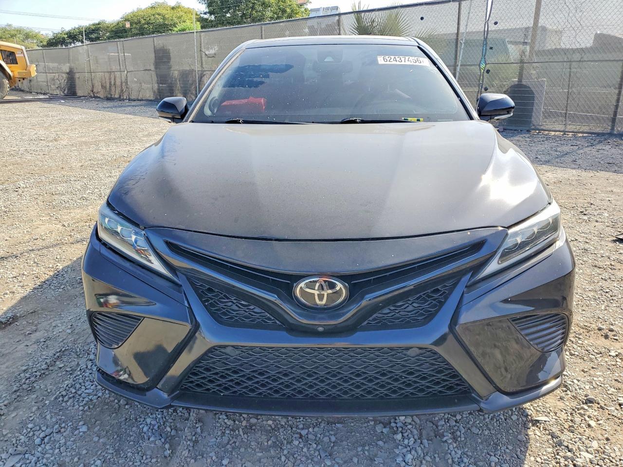 2021 Toyota Camry Xse - Фото 5