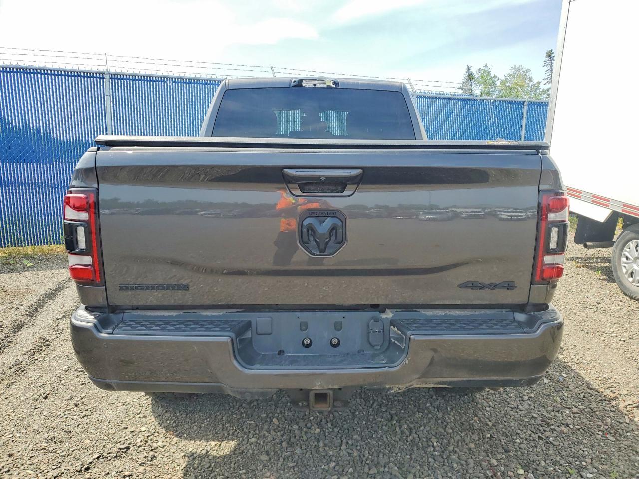 2024 Ram 3500 Big Horn - Фото 6
