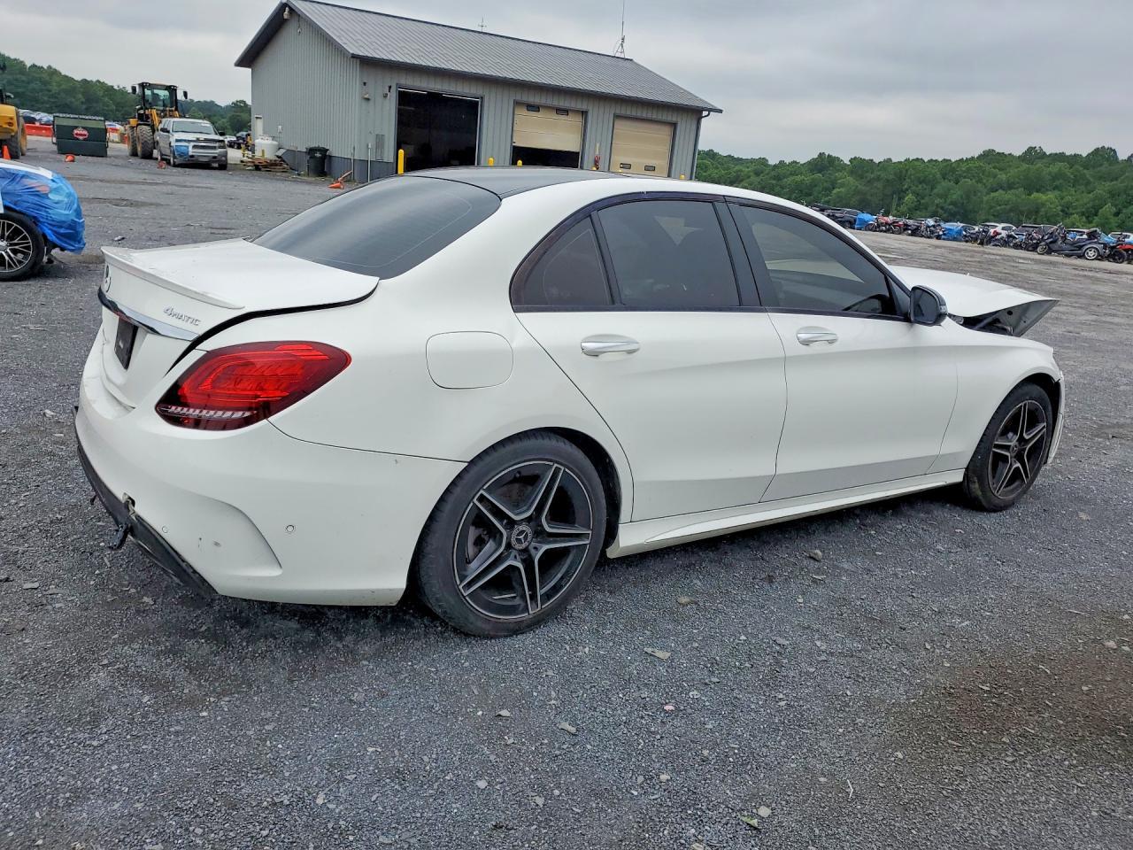 2021 Mercedes-Benz C 300 4Matic - Image 3