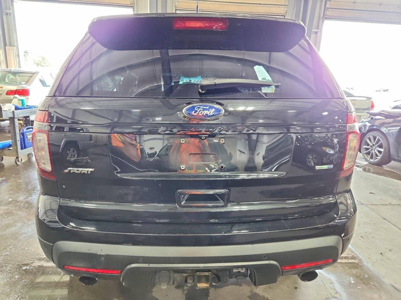 2015 Ford Explorer Sport - Фото 6