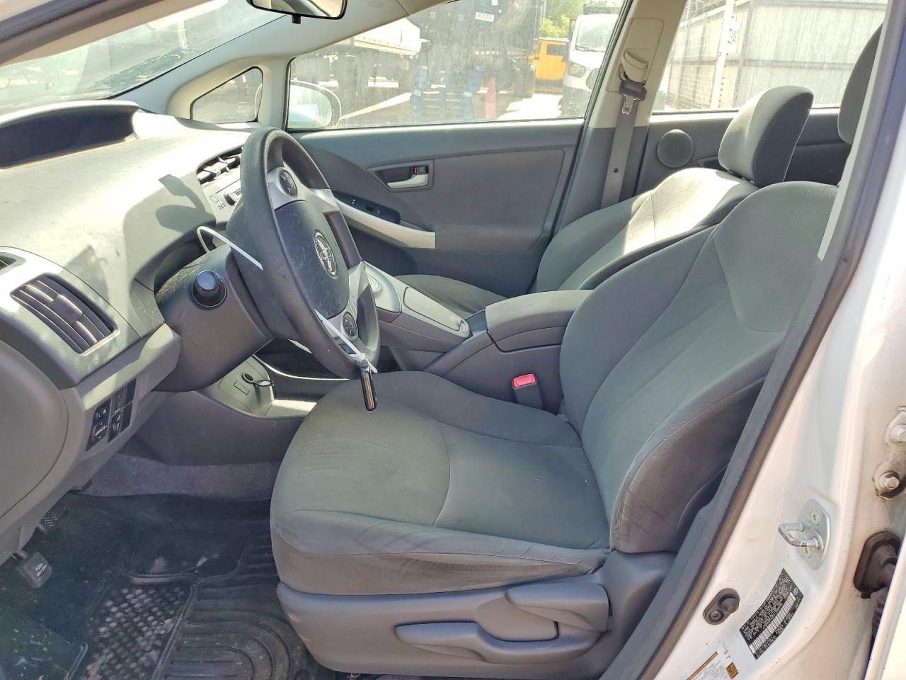 2010 Toyota Prius - Image 7