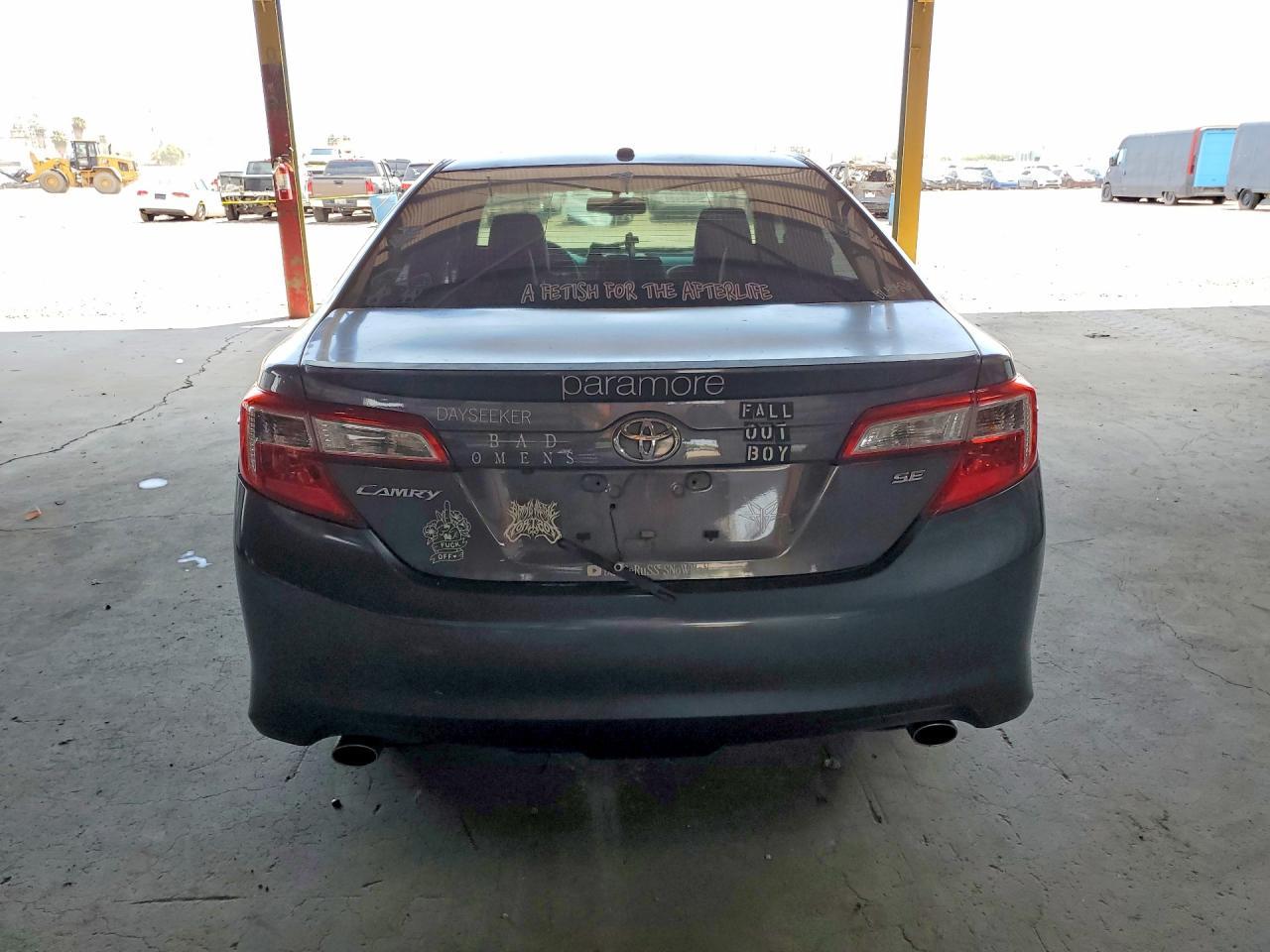 2014 Toyota Camry - Фото 6