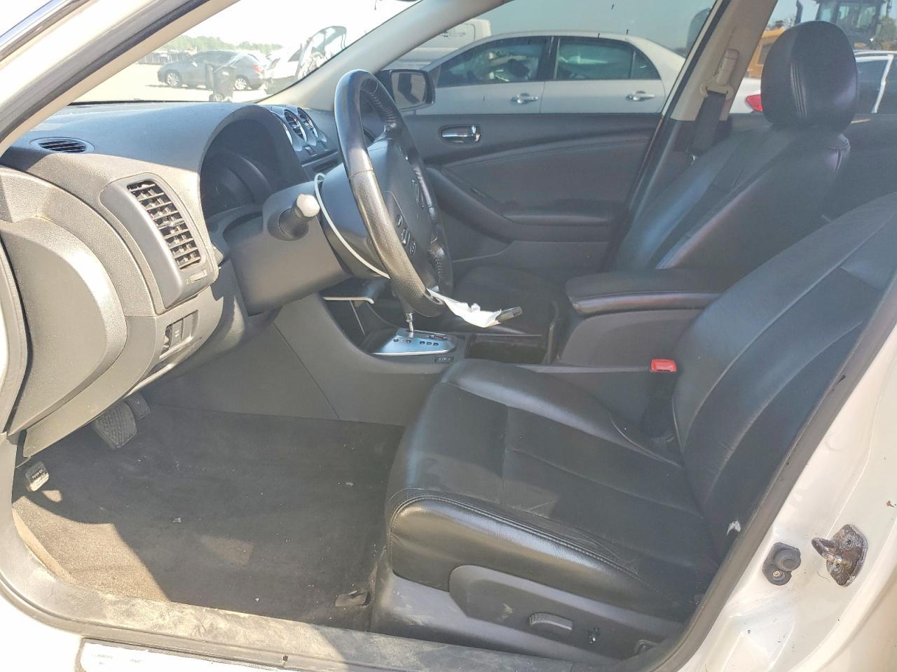2010 Nissan Altima 2.5 - Image 7