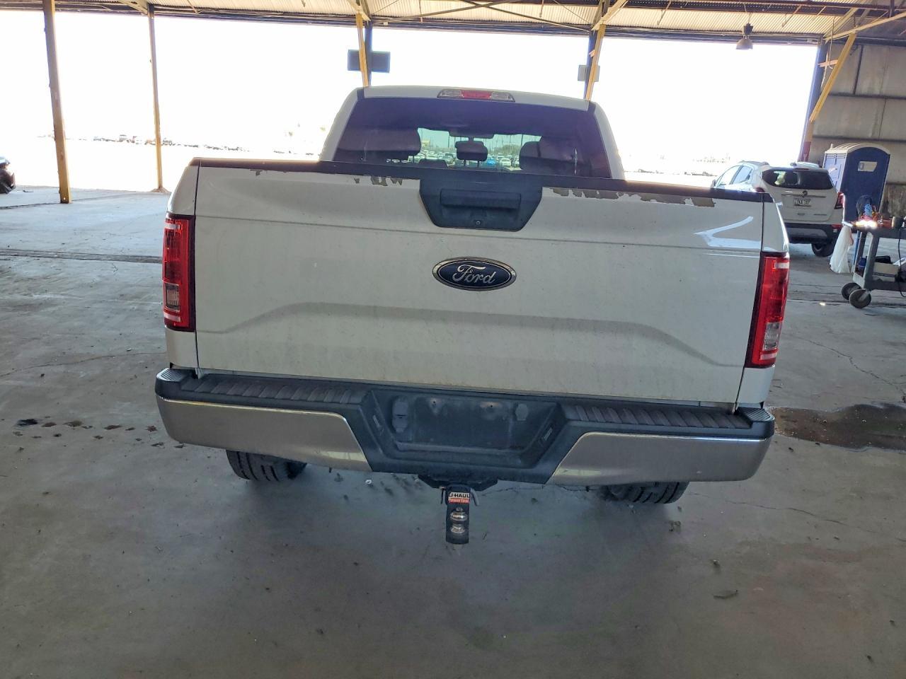 2017 Ford F150 Super Cab - Image 6