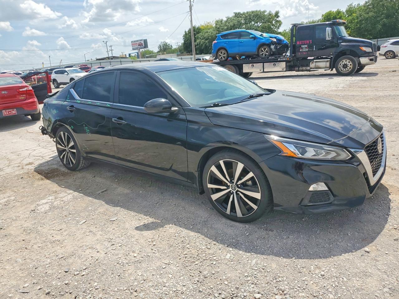 2022 Nissan Altima Sr - Image 4