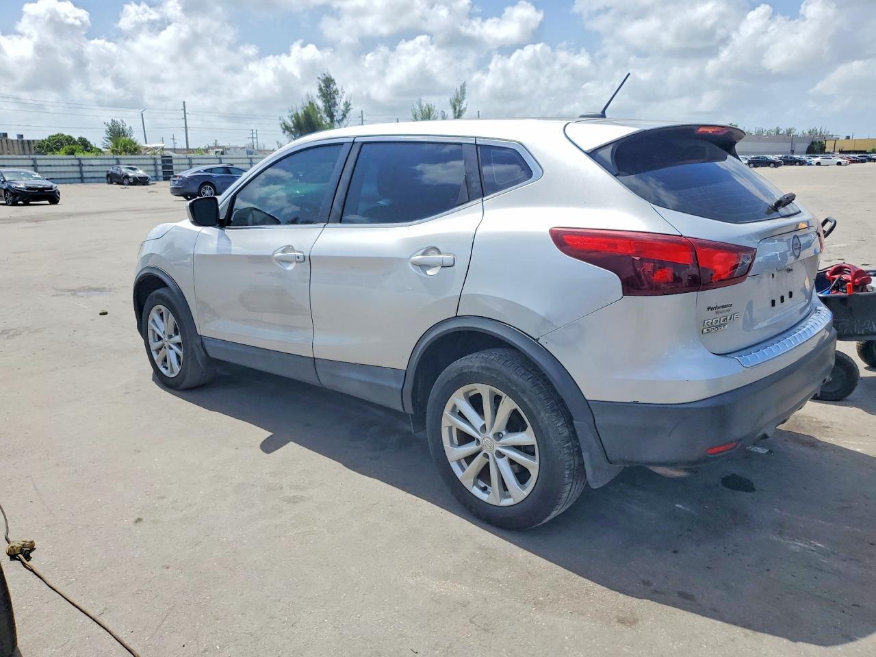 2017 Nissan Rogue Sport S - Image 2