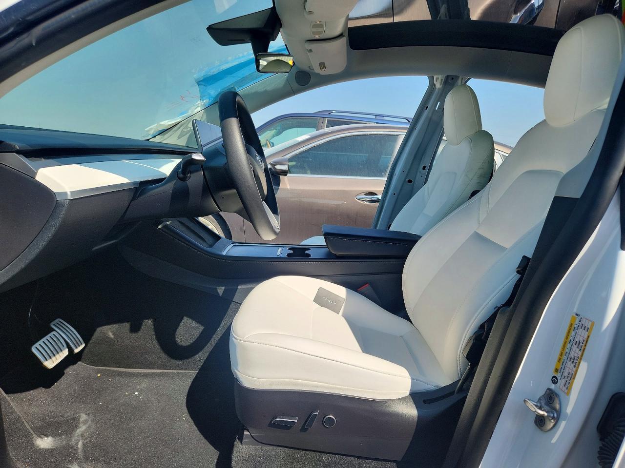2023 Tesla Model Y - Фото 7