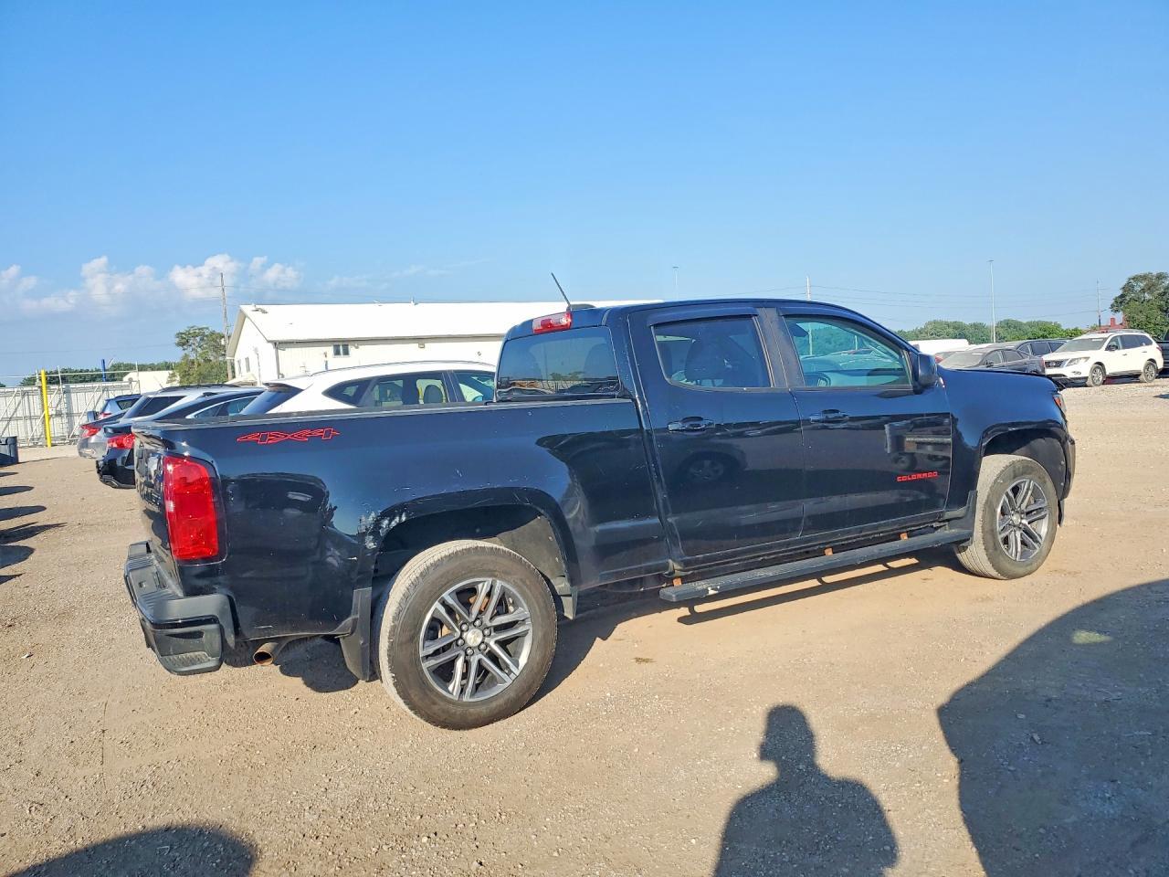 2021 Chevrolet Colorado - Фото 3