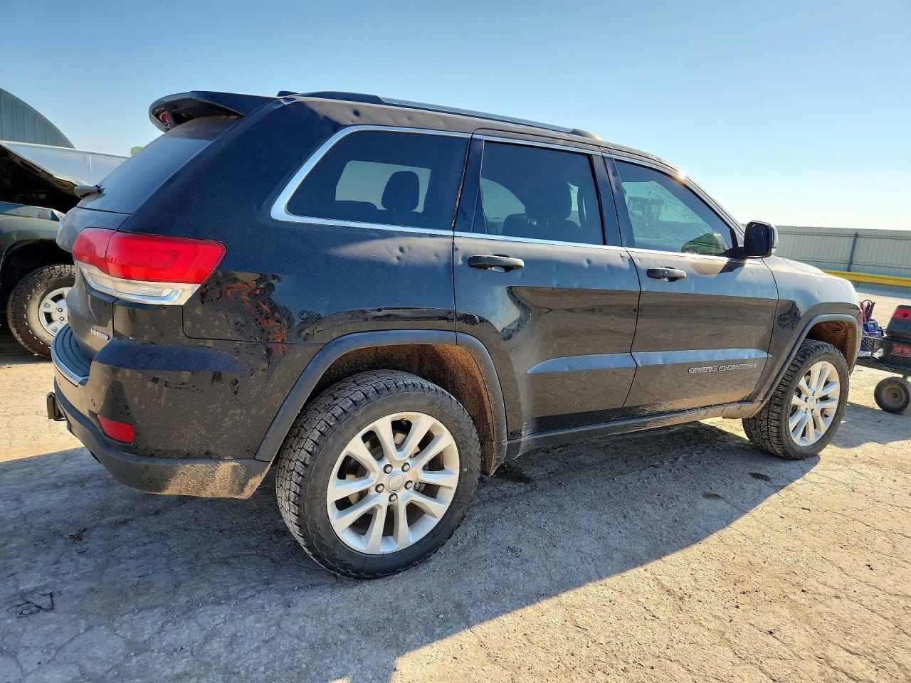 2017 Jeep Grand Cherokee Limited - Image 3