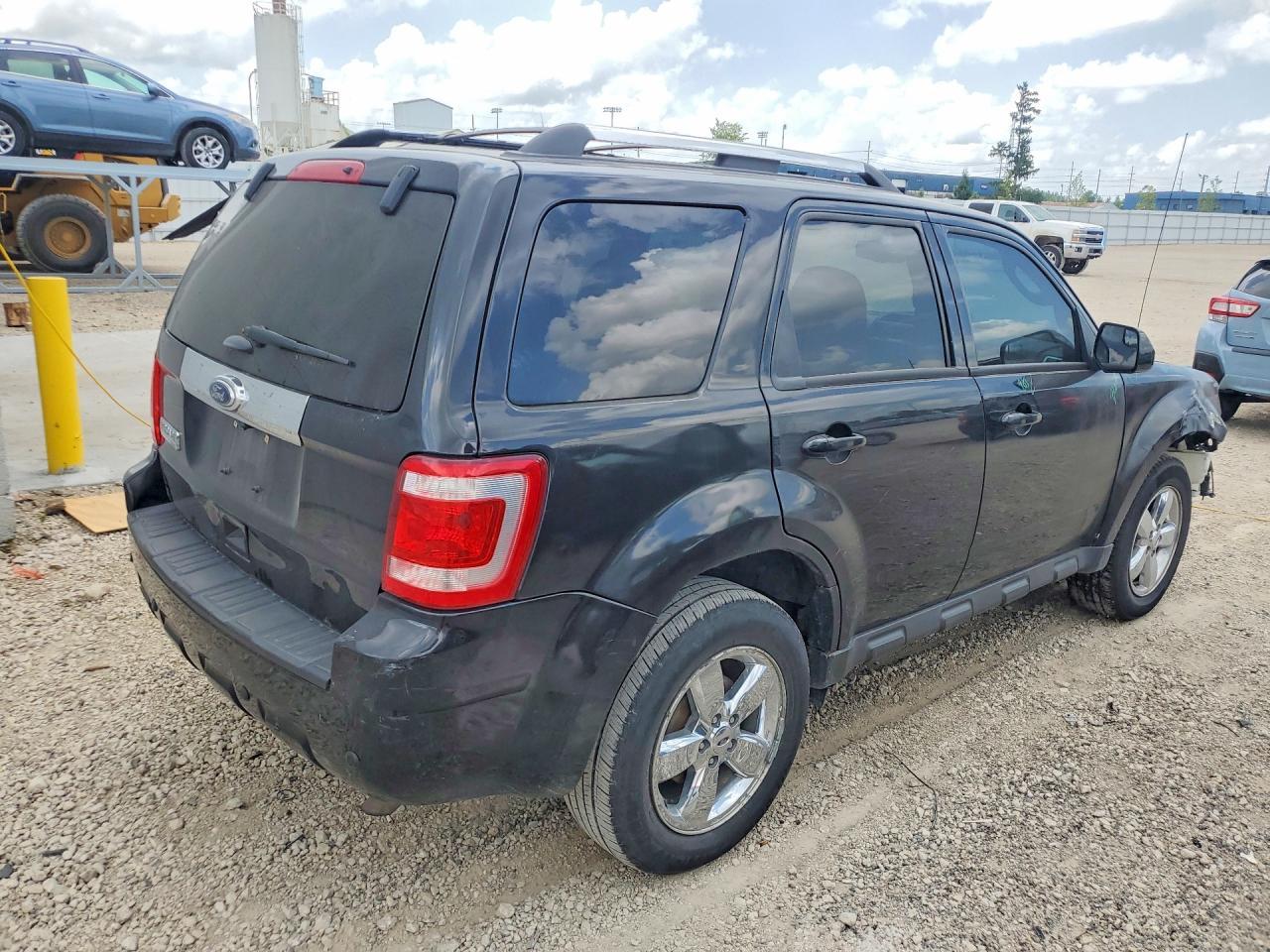 2012 Ford Escape Limited - Фото 3