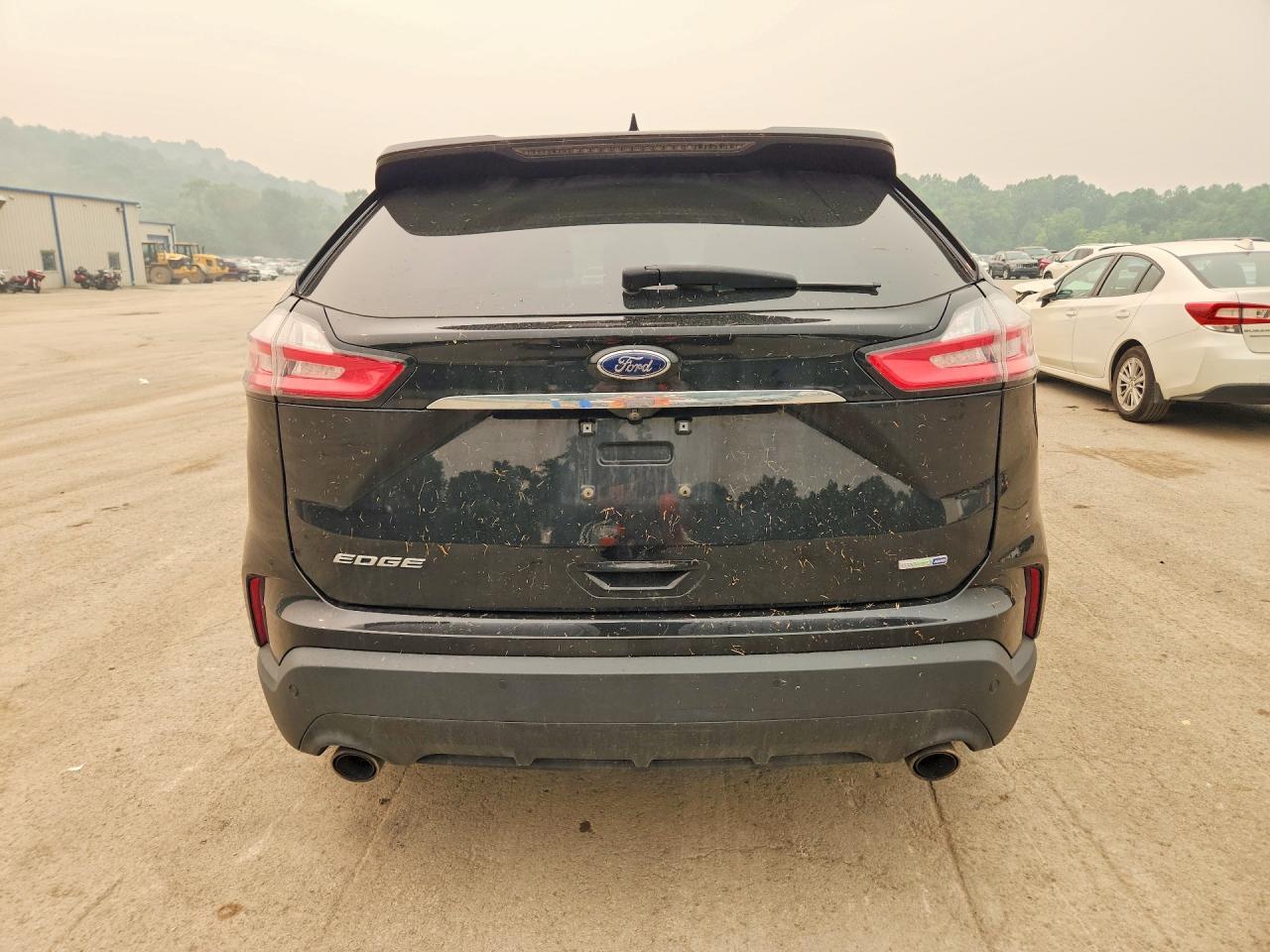 2020 Ford Edge Se - Фото 6
