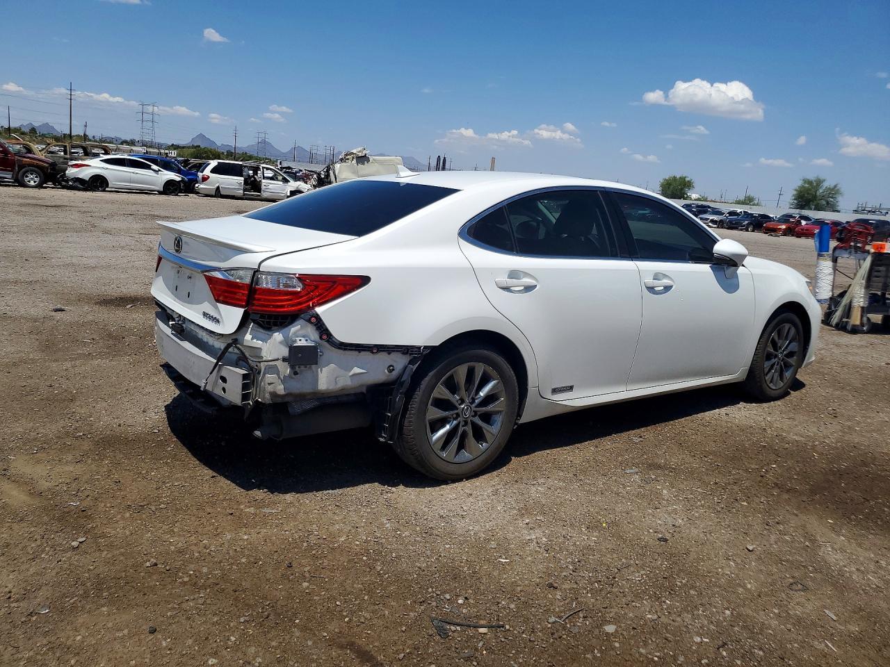 2014 Lexus Es 300H - Фото 3