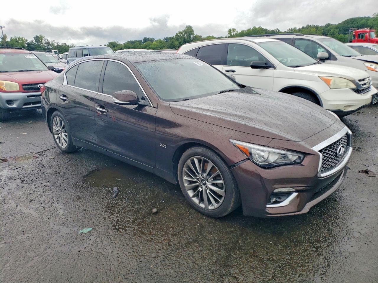 2018 Infiniti Q50 3.0T Luxe - Фото 4
