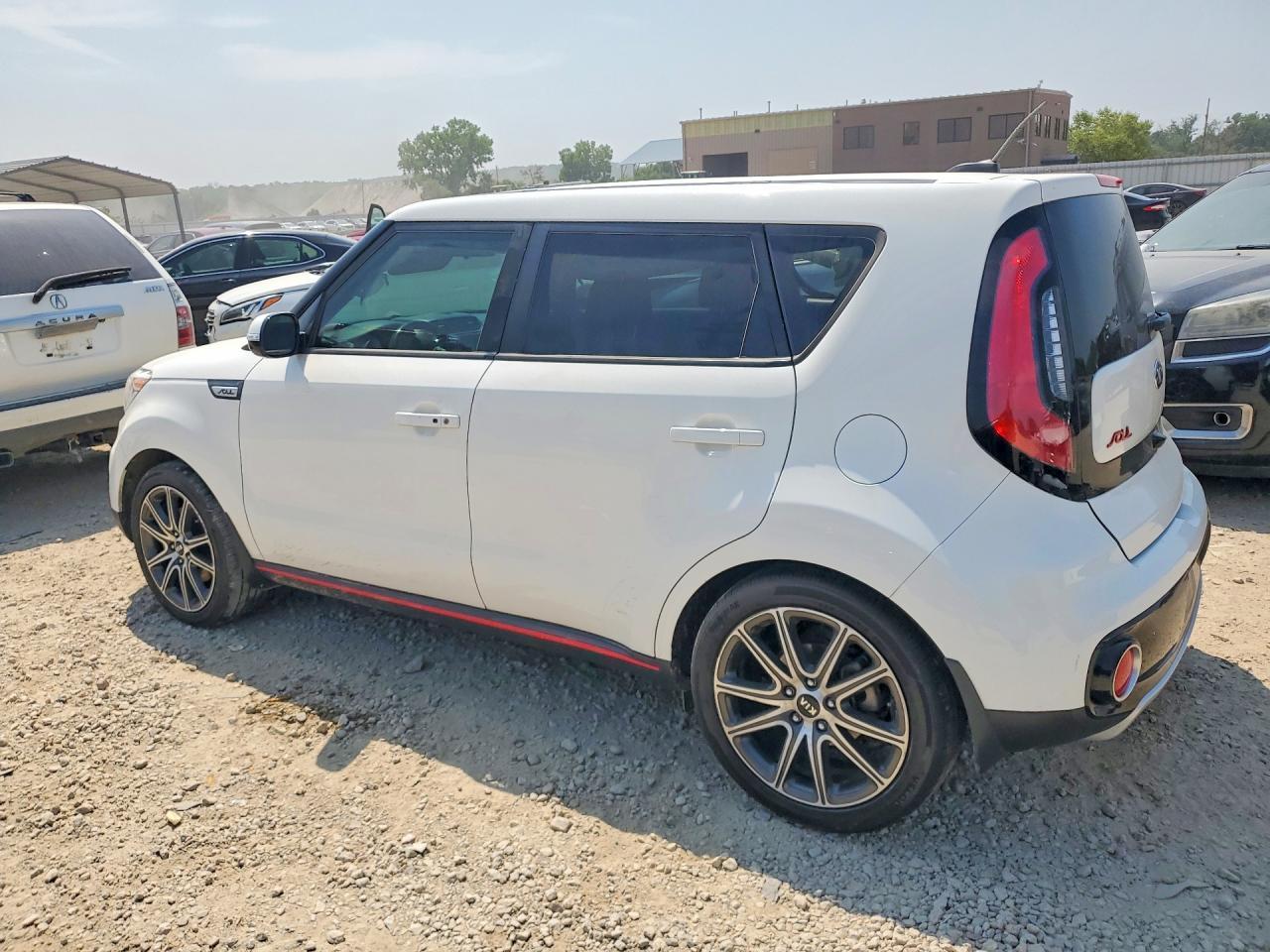 2018 Kia Soul ! - Image 2