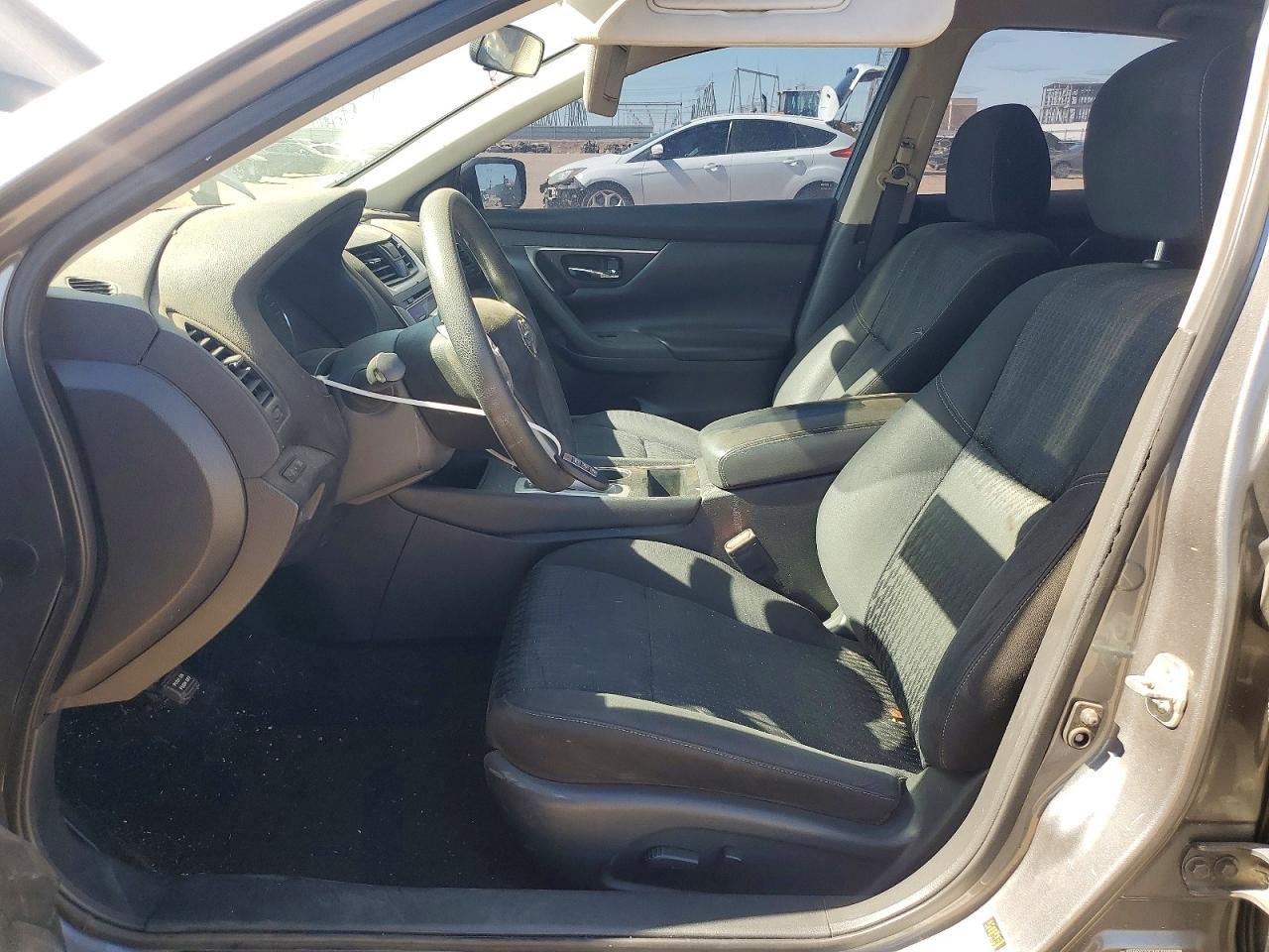 2016 Nissan Altima 2.5 S - Фото 7