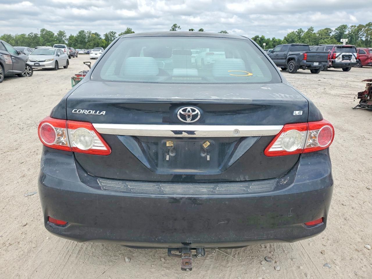2011 Toyota Corolla Le - Фото 6