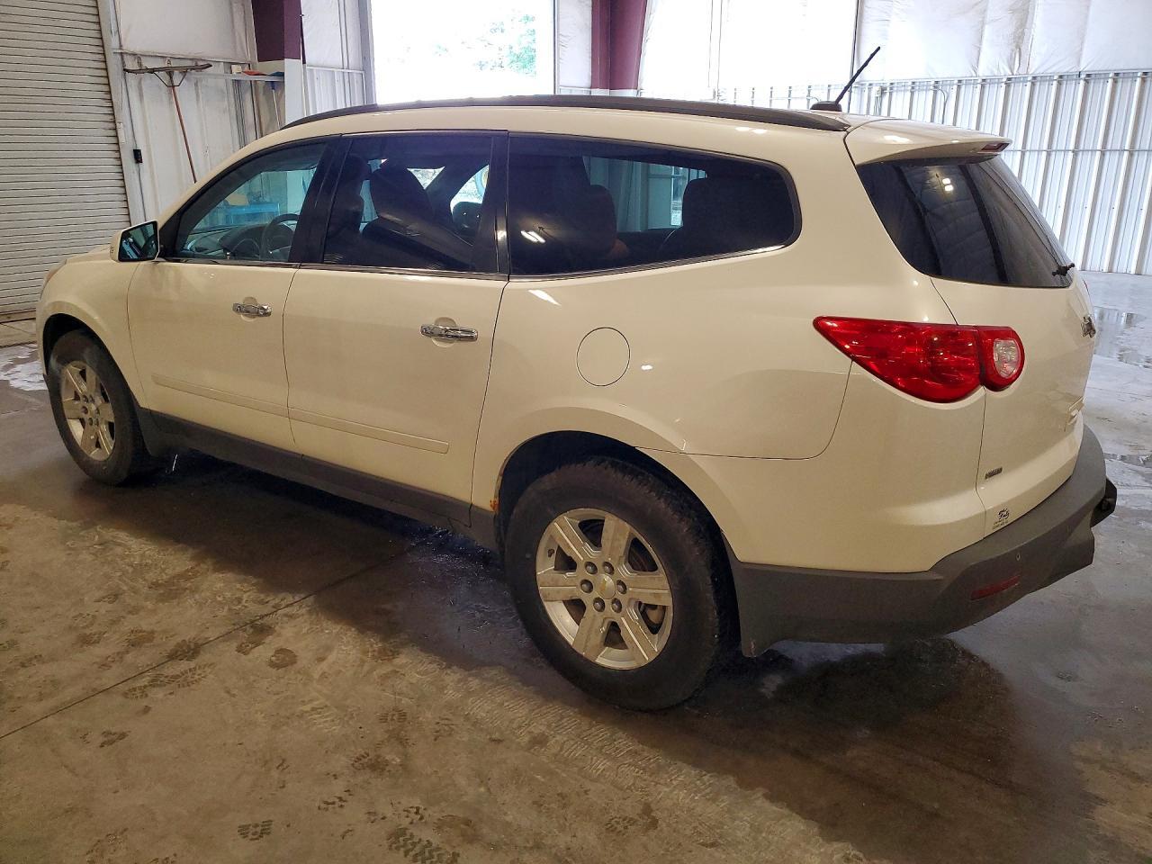 2012 Chevrolet Traverse Lt - Фото 2