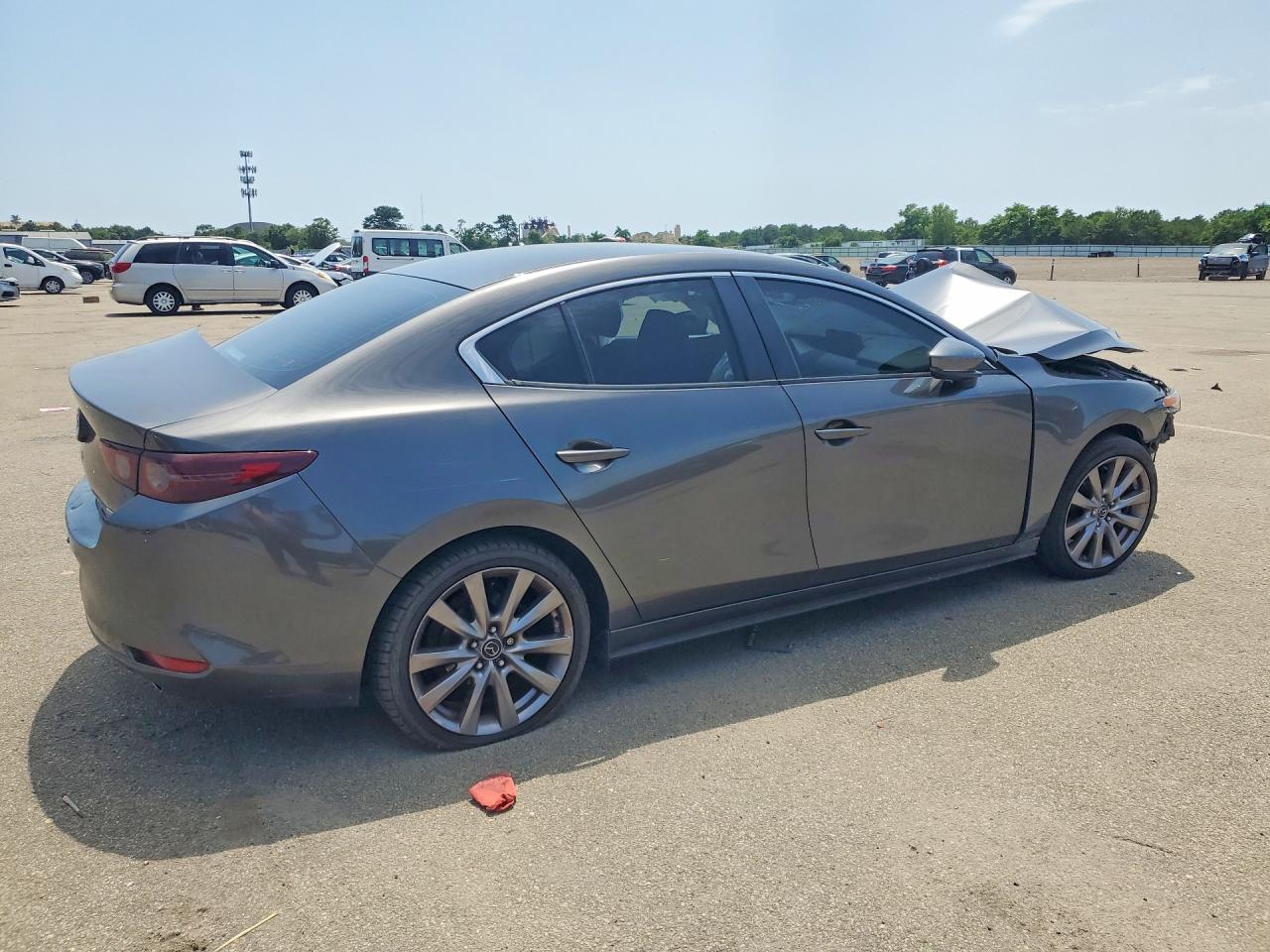 2019 Mazda 3 Select - Image 3