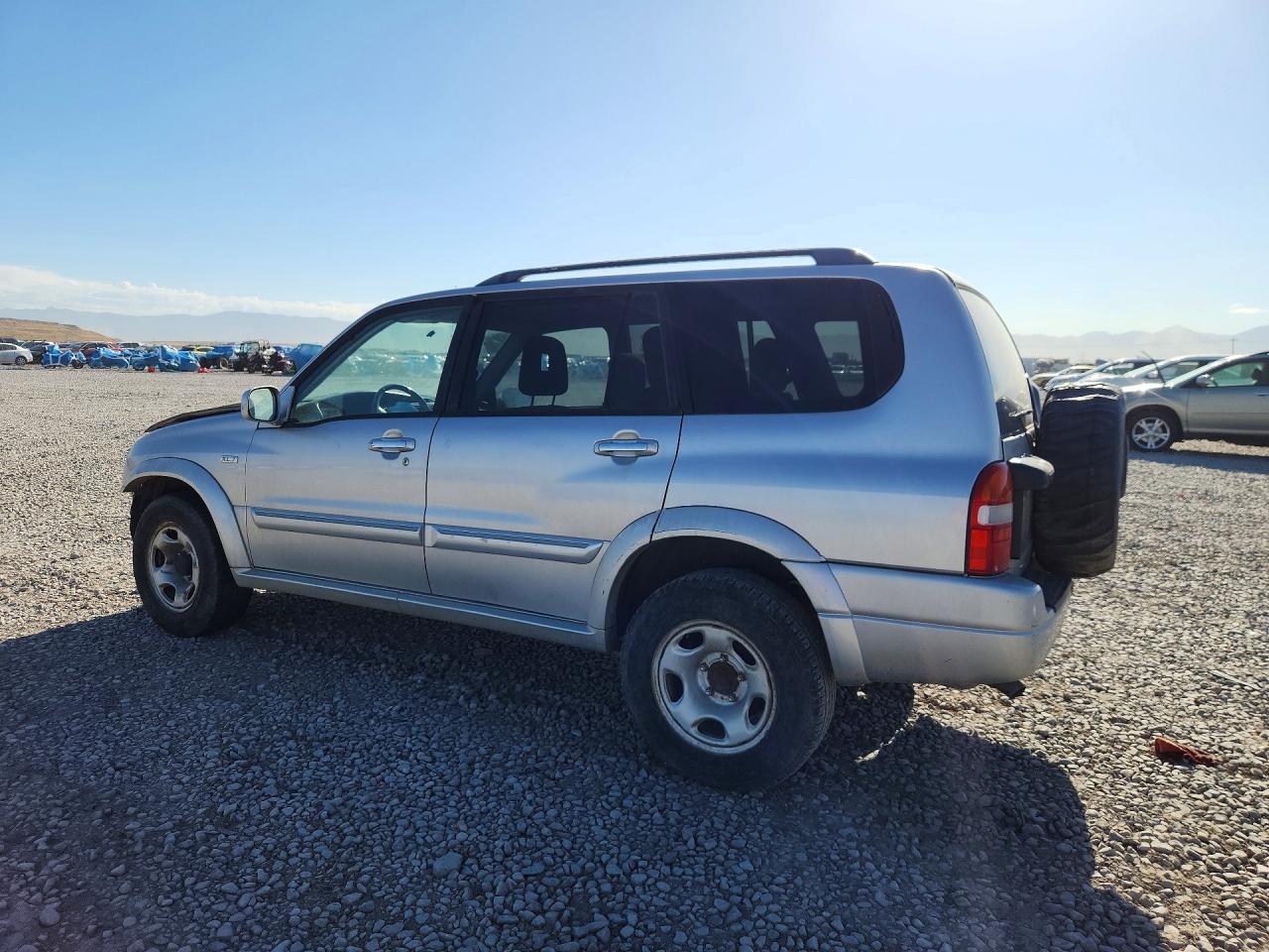 2002 Suzuki Xl7 Plus - Фото 2