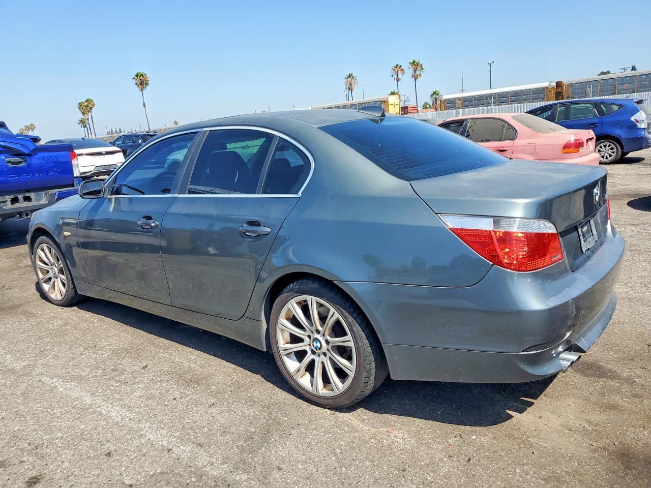 2004 BMW 525 I - Фото 2