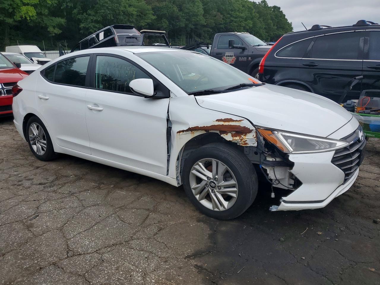 2020 Hyundai Elantra Sel - Фото 4