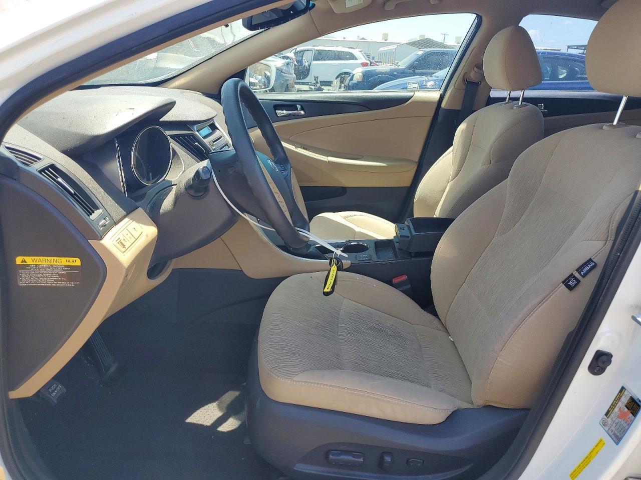 2014 Hyundai Sonata Gls - Image 7