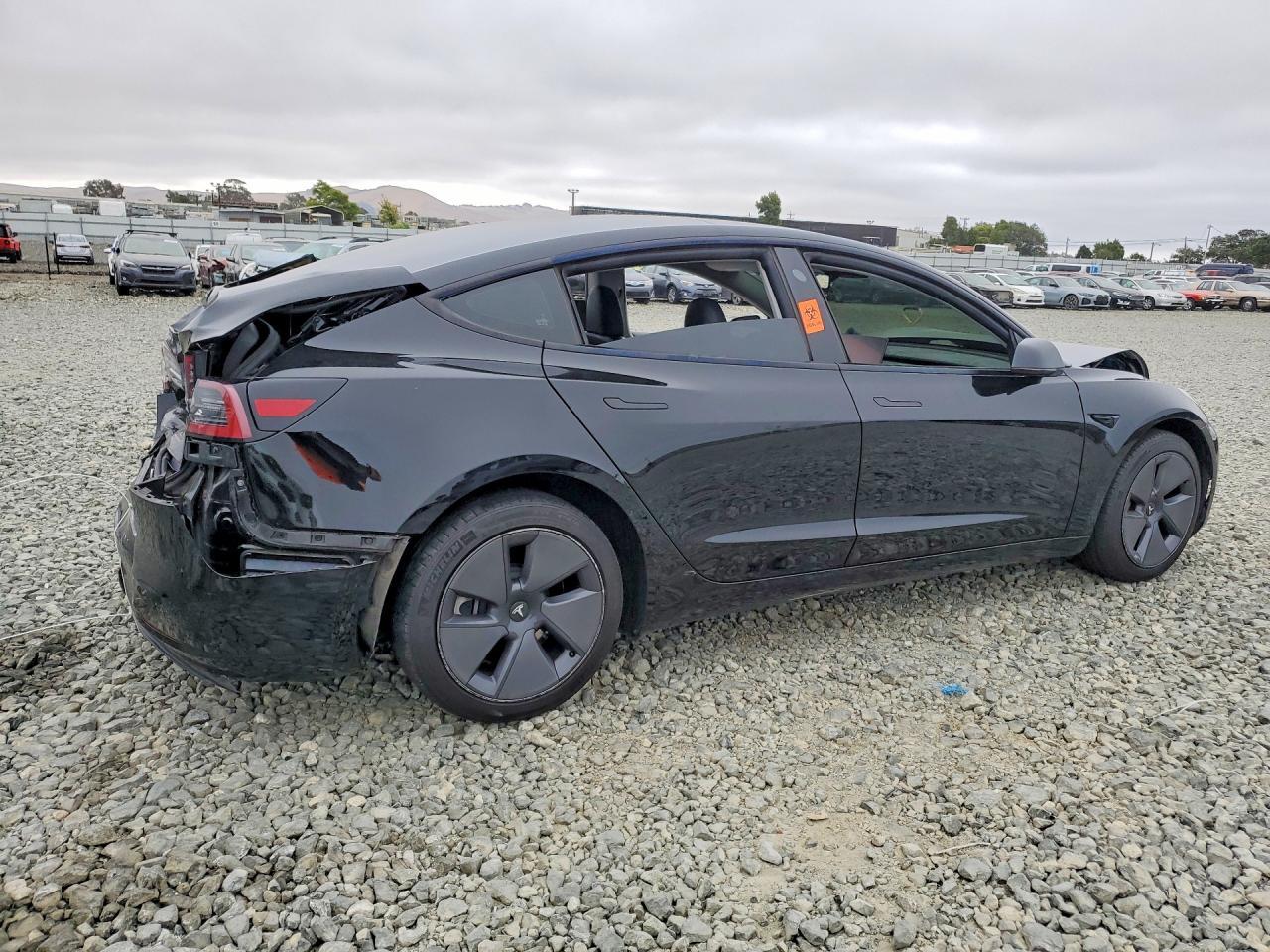 2023 Tesla Model 3 - Image 3