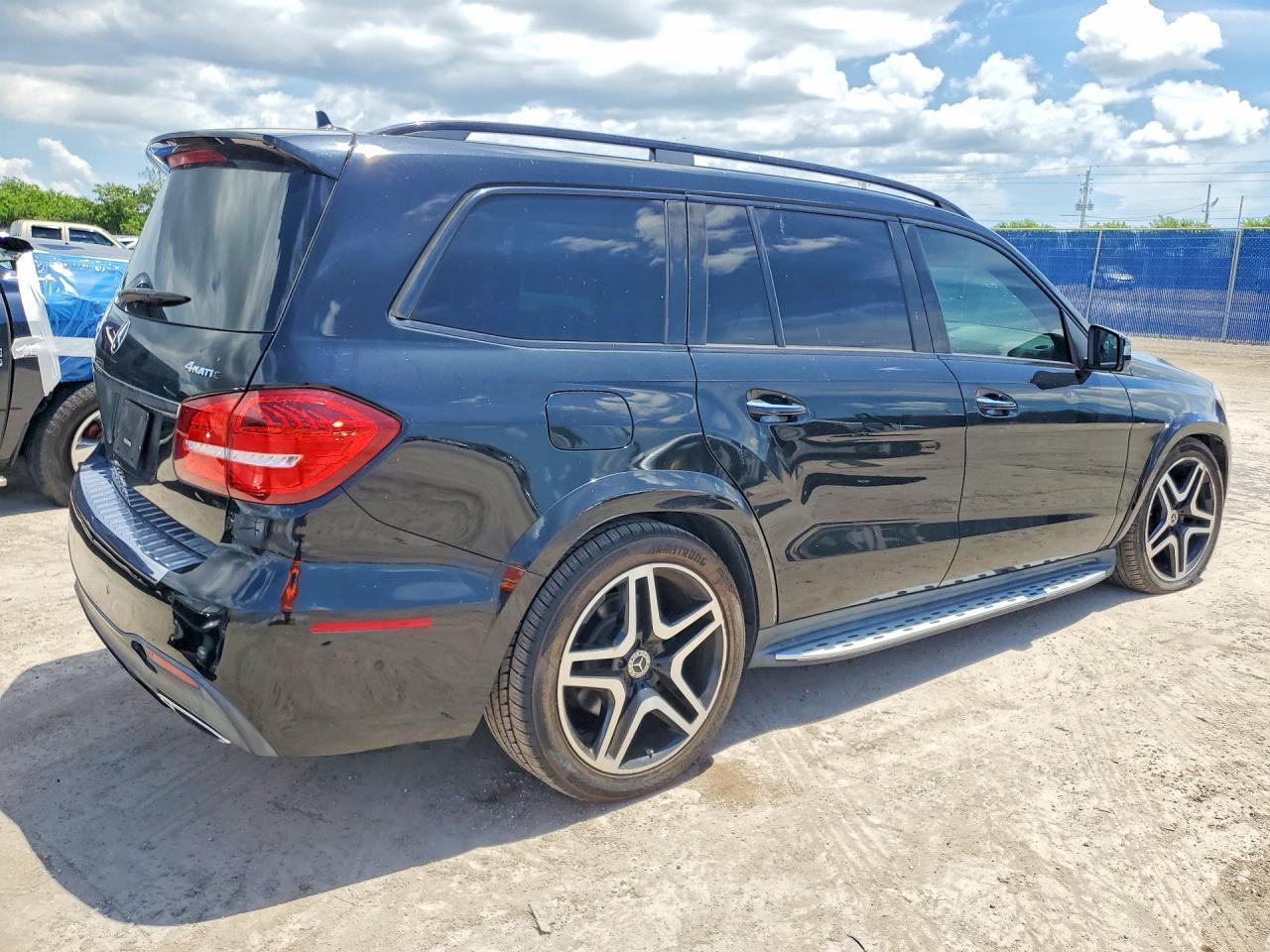 2017 Mercedes-Benz Gls 550 4Matic - Фото 3