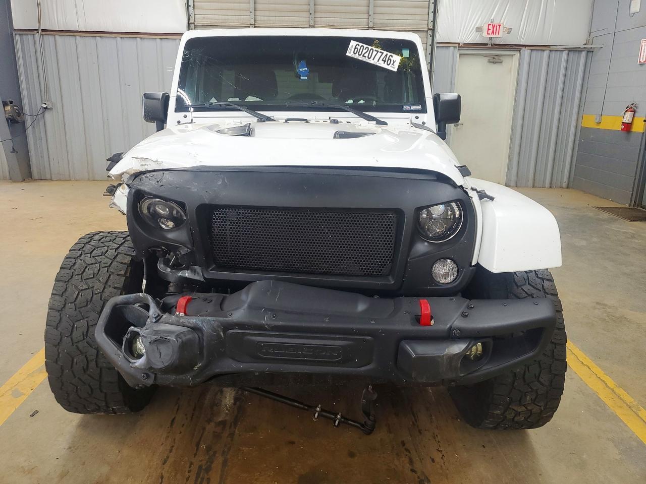 2015 Jeep Wrangler Unlimited Rubicon - Image 5