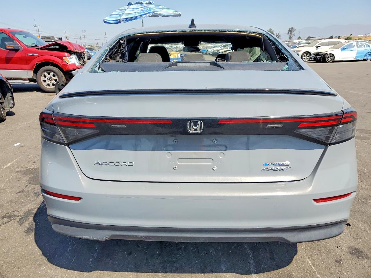 2023 Honda Accord Hybrid Sport - Image 6