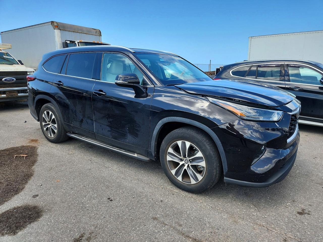 2022 Toyota Highlander Xle - Фото 4