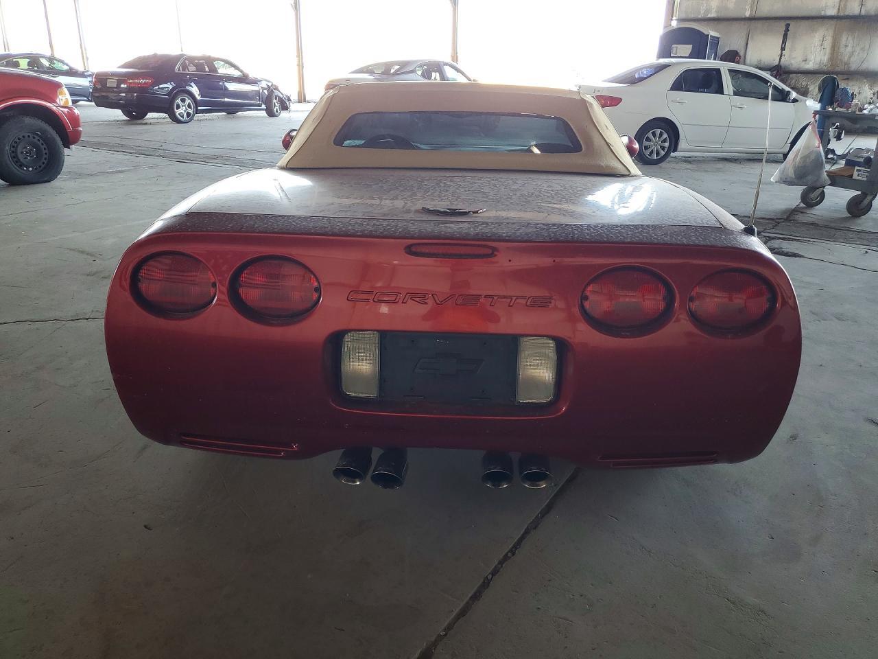 2002 Chevrolet Corvette - Фото 6