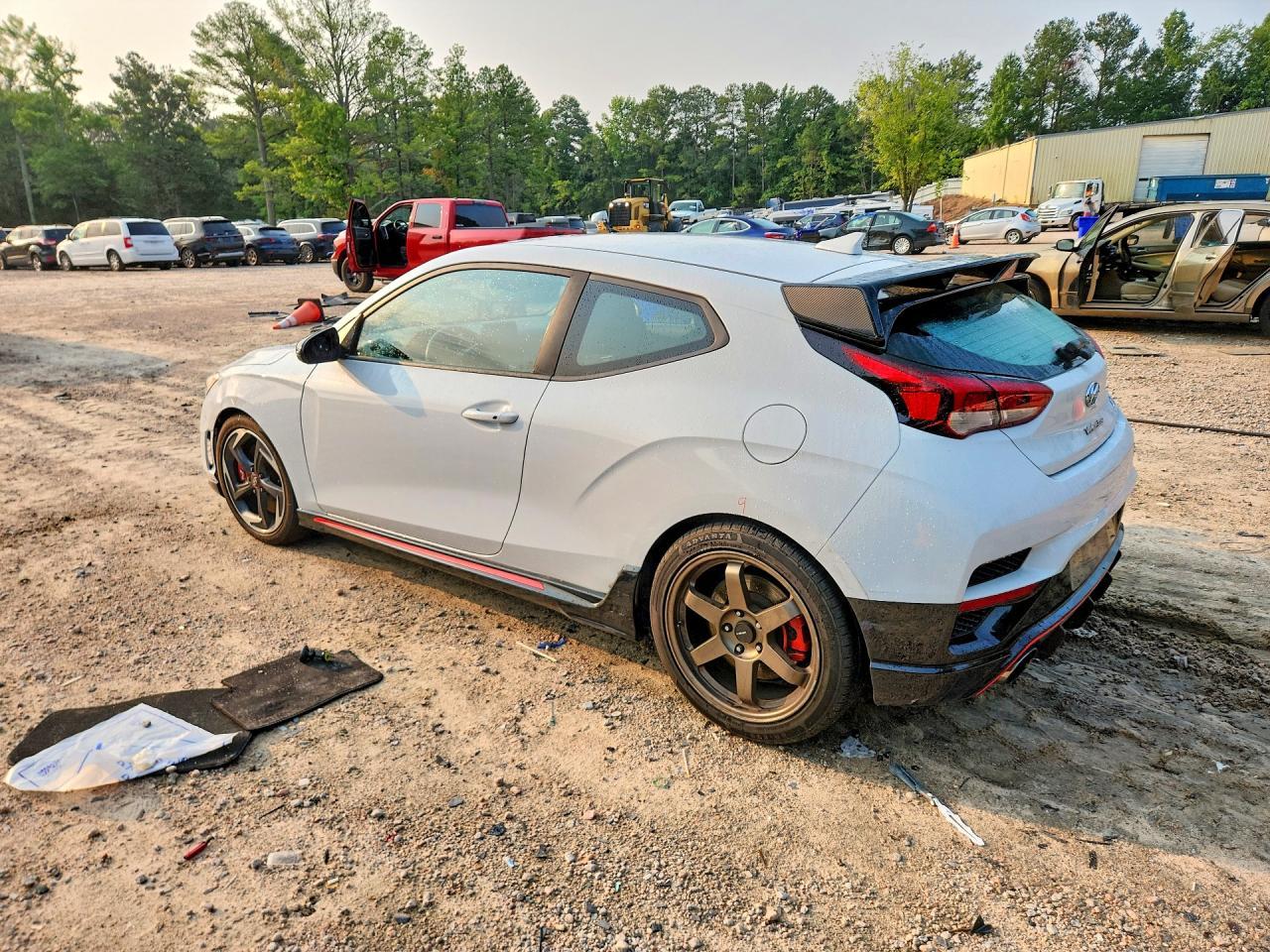 2020 Hyundai Veloster N Base - Image 2