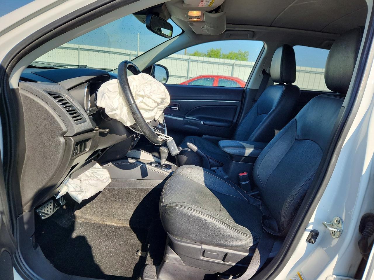 2018 Mitsubishi Outlander Sport Sel - Image 7