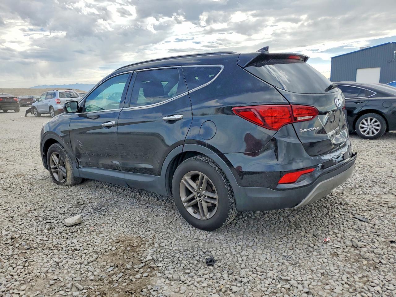 2017 Hyundai Santa Fe Sport 2.4L - Image 2