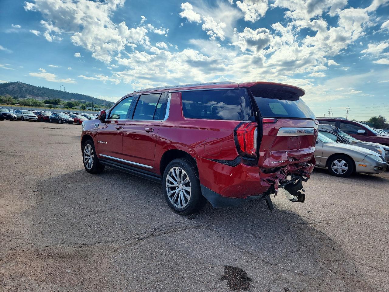 2022 GMC Yukon Xl Denali - Фото 2
