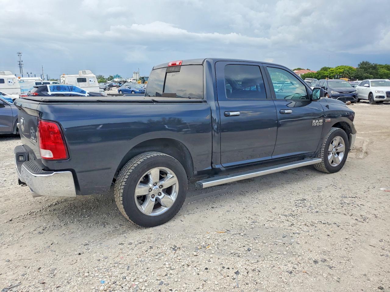 2016 Ram 1500 Slt - Фото 3
