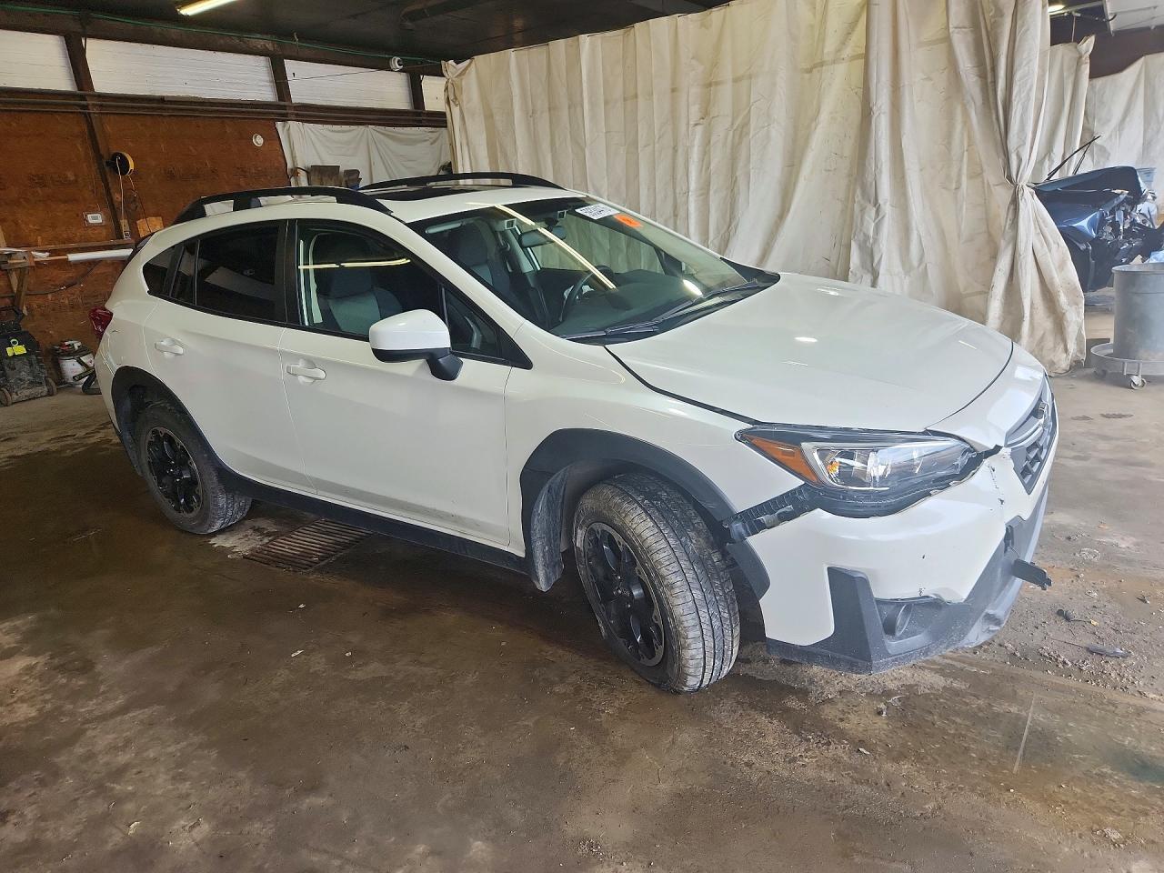 2023 Subaru Crosstrek Premium - Image 4