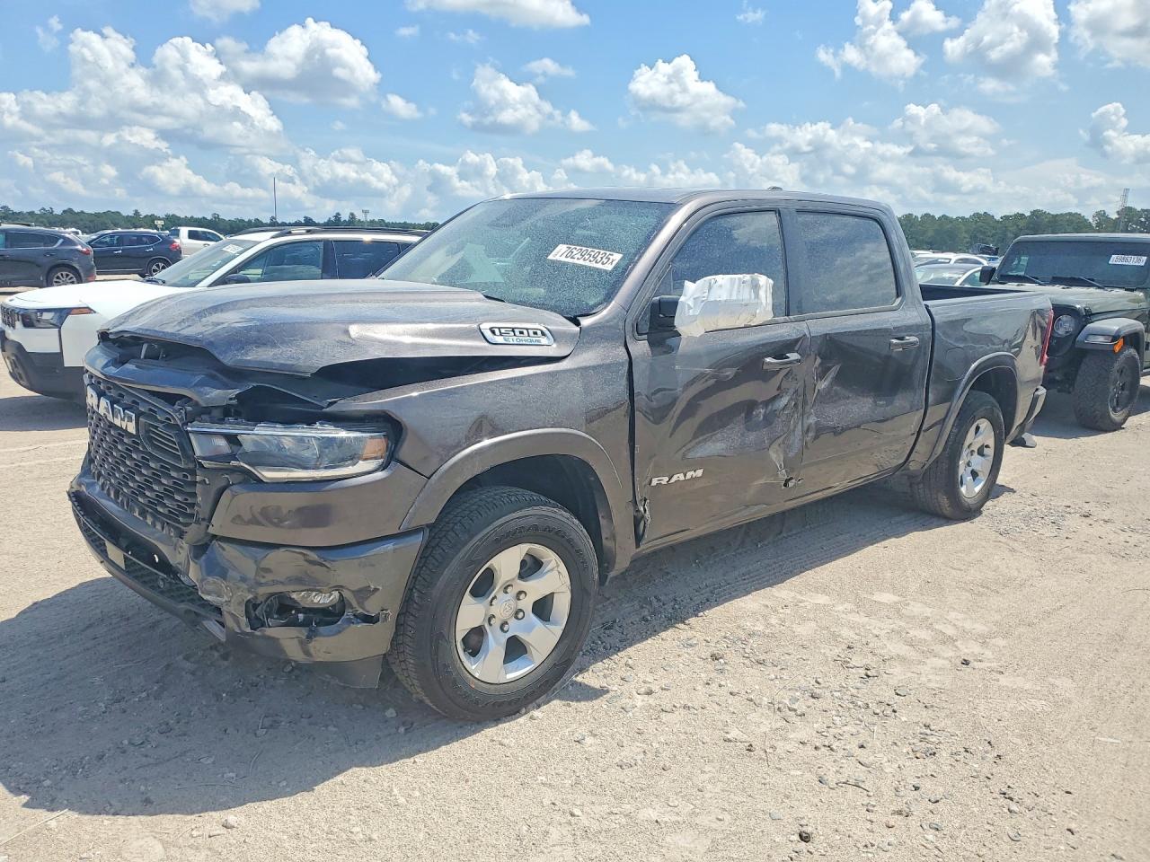 2025 Ram 1500 Big Horn/Lone Star
