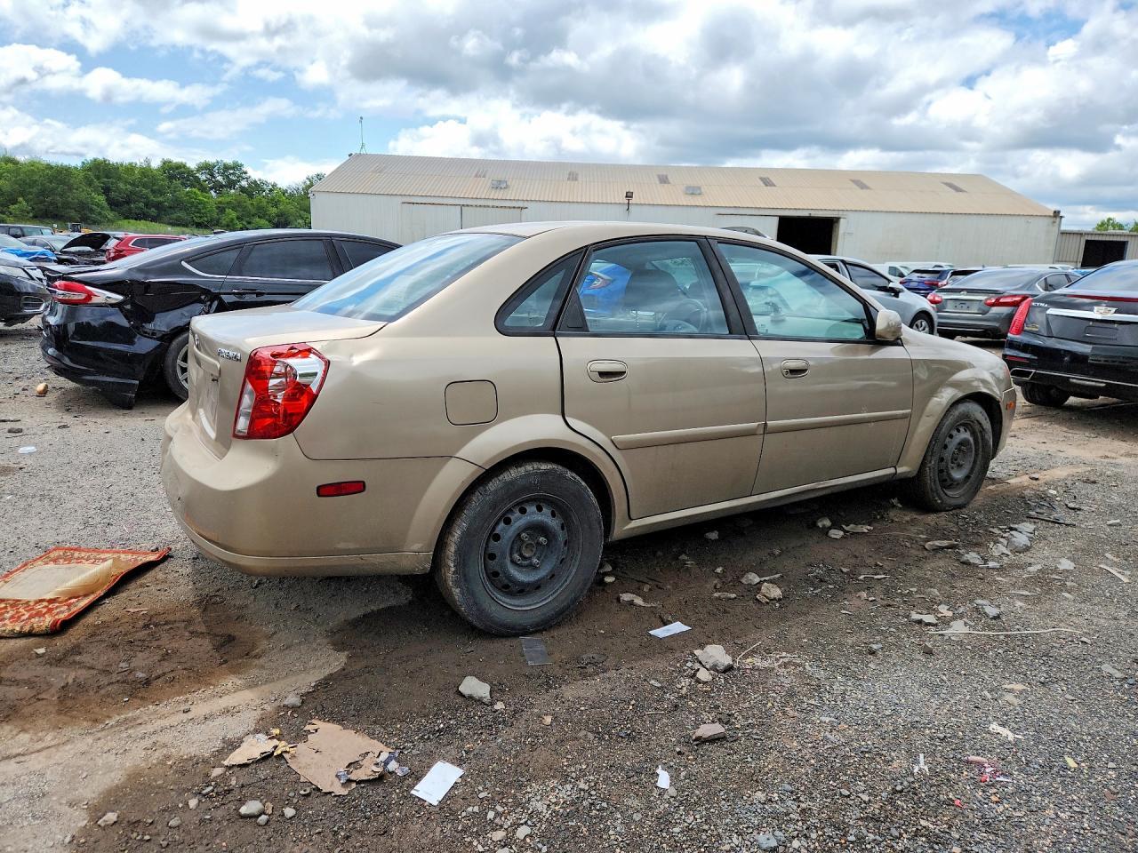2004 Suzuki Forenza S - Фото 3
